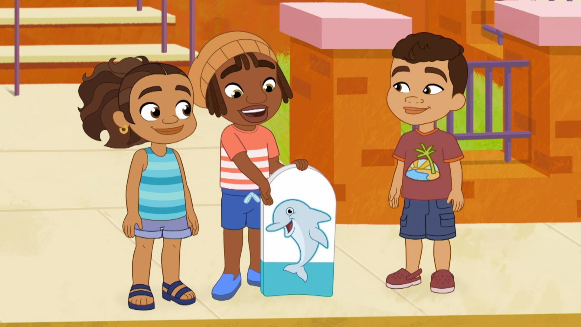 Alma and André take Beto to a New York beach. / A wave threatens Junior’s sandcastle.